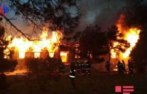 مقتل 24 شخصا بحريق في باكو عاصمة أذربيجان