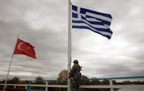  تركيا توقف جنديين يونانيين دخلا اراضيها بتهمة 