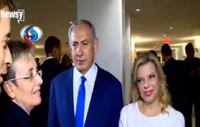 شاهد بالفيديو: حبل الفساد حول رقبة نتانياهو وزوجته