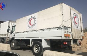 شاهد/قافلة مساعدات الامم المتحدة تدخل الغوطة الشرقية