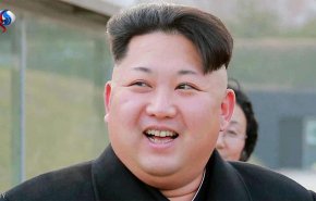 زعيم كوريا الشمالية يرحب بحرارة بوفد جارته الجنوبية