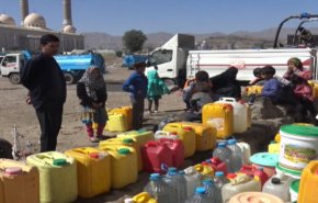 معاناة خمسة عشر مليون يمني من نقص مياه الشرب 
