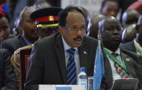 رئيس الصومال يوجه تحذيرا ضمنيا للإمارات