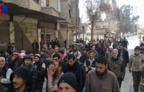 فيديو وصور.. تظاهرات في الغوطة تطالب بخروج الارهابيين