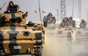 تعزيزات عسكرية تركية في طريقها إلى الحدود مع سوريا