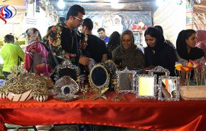 بالفيديو...الايرانيون يستقبلون العيد بتقاليد عريقة.. تعرف عليها + فيديو