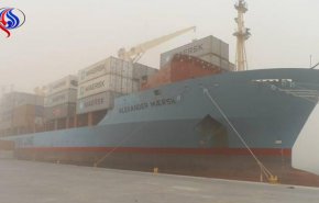 سفينة تابعة لأكبر الخطوط الملاحية لنقل الحاويات ترسو ببنغازي