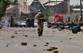 مقتل خمسة من افراد اسرة واحدة في هجوم بالهاون في كشمير