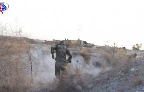 شاهد الجيش السوري يحرر بلدة عين ترما وسط ترحيب الأهالي!