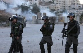 بازداشت جوانان فلسطینی در شهر الظاهریه 