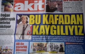 صحيفة تركية تنشر صورة لميركل بزي هتلر بعنوان 