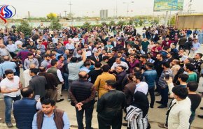 تظاهرات در کردستان عراق علیه طرح دولت برای کاهش حقوق کارمندان