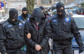  اعتقال رجل مصري من قبل الشرطة الإيطالية 