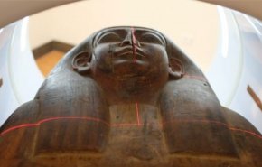 اكتشاف مومياء في تابوت فرعوني كان يُعتقد أنه فارغ +صور