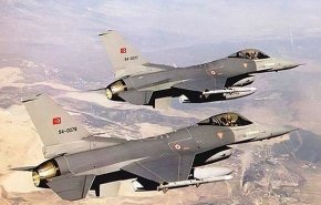 طائرات تركية تقصف مناطق حدودية بالسليمانية وأربيل