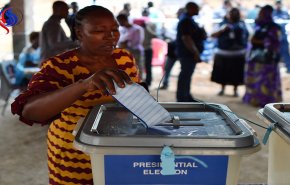 المعارضة في سيراليون تعلن الفوز في انتخابات الرئاسة والحزب الحاكم ينفي