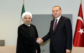 اردوغان يستقبل روحاني رسميا