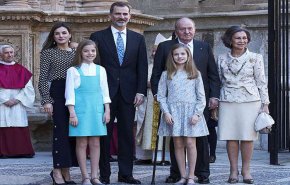 شاهد : أزمة ملكية.. توتر في العلاقات بين ملكة أسبانيا وحماتها الملكة صوفيا!!