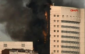 حريق هائل يلتهم مستشفى بإسطنبول.. وإجلاء مرضى