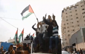 شور و حماسه توصیف ناپذیر فلسطینیان در برگزاری تظاهرات بازگشت امروز/ انتقال 10 هزار تایر به مناطق مرزی