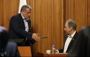 محسن هاشمی: شهردار تهران دوباره استعفا داد/بررسی استعفا در جلسه فردا
