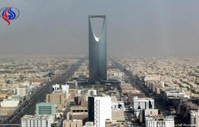 دوي ثلاثة انفجارات في سماء الرياض