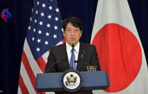وزير دفاع اليابان يدعو لعدم تخفيف الضغط على بيونغ يانغ