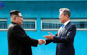 زعيم كوريا الشمالية وعد بعدم إيقاظ  نظيره الجنوبي بهدير الصواريخ!!