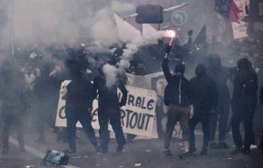 توقيف أكثر من 100 شخص خلال عيد العمال في باريس