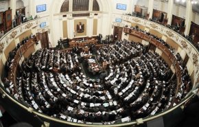 البرلمان المصري يبحث ملف الأزمة السورية والليبية