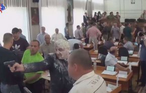 اشتباكات في برلمان أوكراني كاد يخلف ضحايا