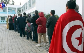 تونس تنتخب مجالس بلدية لأول مرة بعد الثورة
