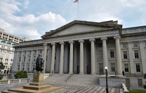 اميركا تعلن فرض قرارات حظر جديدة ضد طهران وروحاني يرد +فيديو