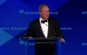 جورج بوش: اقدام ترامپ برای خروج از برجام «آمریکا» را منزوی خواهد کرد