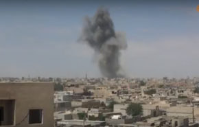 بالفيديو: انفجار سيارة مفخخة في الرقة 