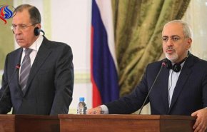 ظريف يصل موسكو لبحث الاتفاق النووي