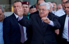 انتقال محمود عباس به بیمارستان