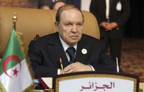 الرئيس الجزائري يهنىء ملك المغرب بشهر رمضان