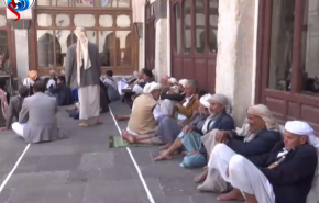 بالفيديو.. الأجواء الرمضانية في المساجد اليمنية 