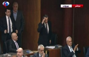 بالفيديو..لحظة انتخاب ايلي فرزلي نائبا لرئيس البرلمان اللبناني 
