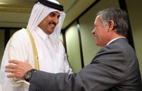 أمير قطر يهنئ ملك الاردن بمناسبة ذكرى يوم الاستقلال 