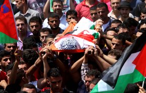 تشييع فلسطيني استشهد بقصف إسرائيلي شمال غزة