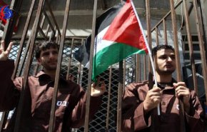 اسرای فلسطینی آماده اعتصاب غذا می شوند+فیلم