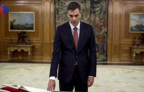 رئيس الوزراء الإسباني الجديد يرفض تأدية اليمين على الإنجيل