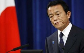 وزیر دارایی ژاپن حقوق یک سال خود را در پی بروز رسوایی بازگرداند
