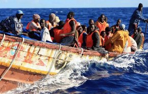 مصرع وفقدان عشرات الأفارقة إثر غرق زورقهم قرب سواحل اليمن