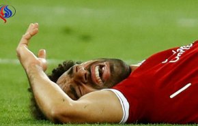 طبيب المنتخب المصري يعلن أنباء سيئة بشأن محمد صلاح