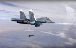 25 حمله هوایی جنگنده های آل سعود علیه فرودگاه الحدیده 