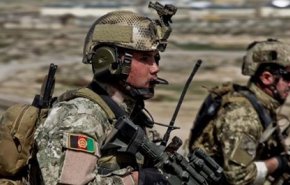 آسوشیتدپرس: مرگ 30 سرباز افغان در حمله طالبان به دو ایست بازرسی