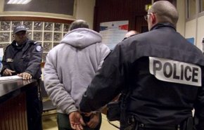 الأمن الفرنسي يوقف 10 أشخاص خططوا لمهاجمة المسلمين